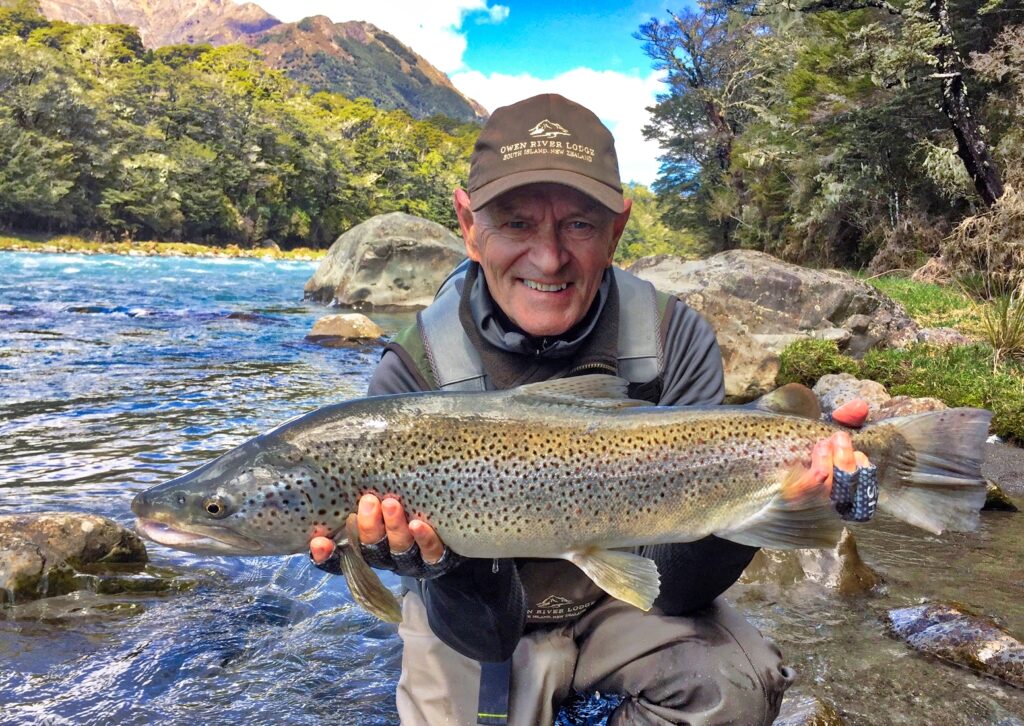 Owen River Lodge, new Zealand trout fishing, fly fishing New Zealand, Aardvark McLeod