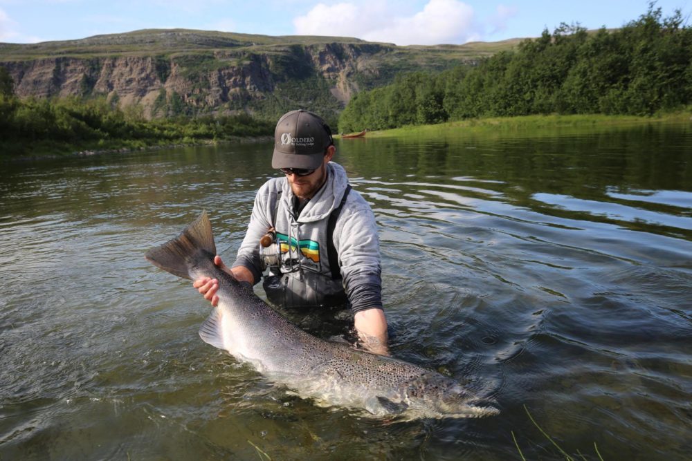 Fly Fishing for Halibut in Northern Norway • Fly Fishing Video
