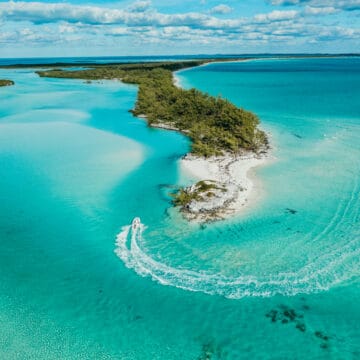 Soul Fly Lodge, The Berry Islands, Bahamas, Bahamas bone fishing, saltwater fishing bahamas, Aardvark McLeod